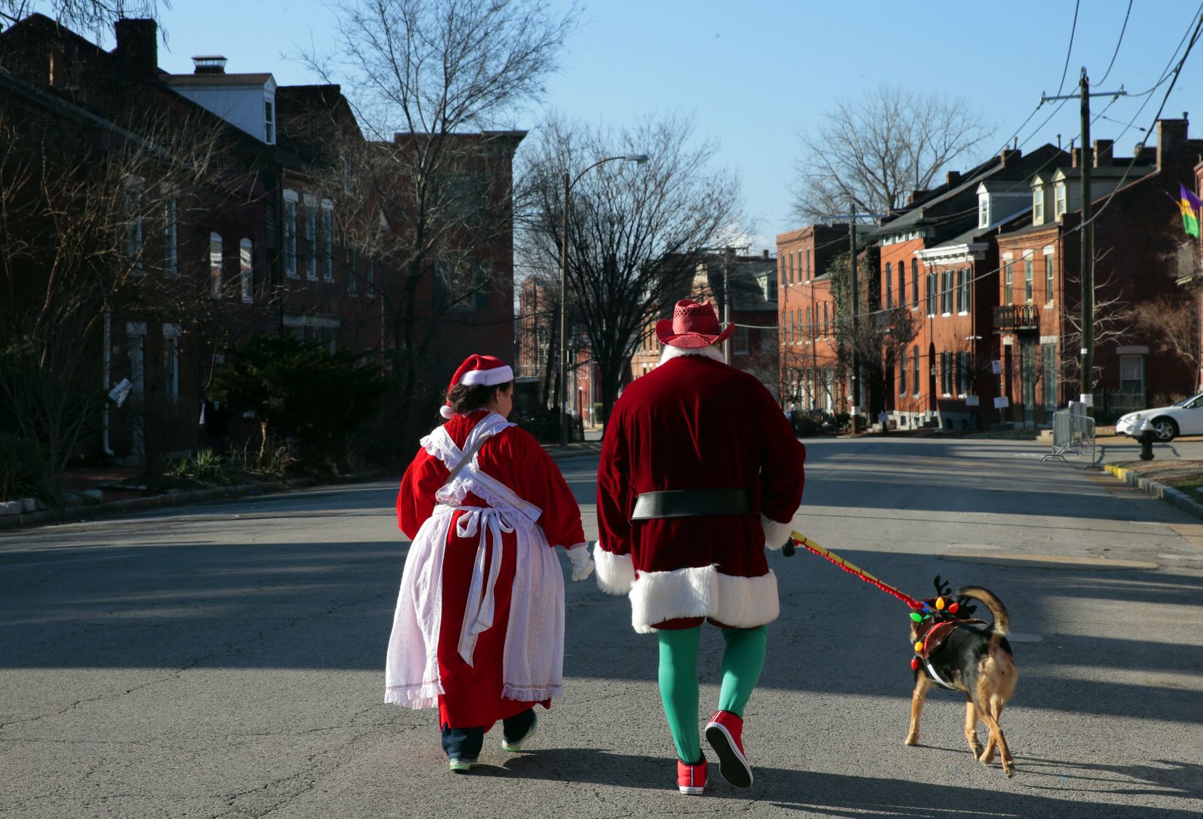 Purina Pet Parade barks through Soulard
